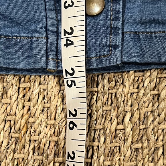 EUC BLACK LABEL C’EST TOI Amazing Denim Zipper and Snap Closure Top - Picture 14 of 15